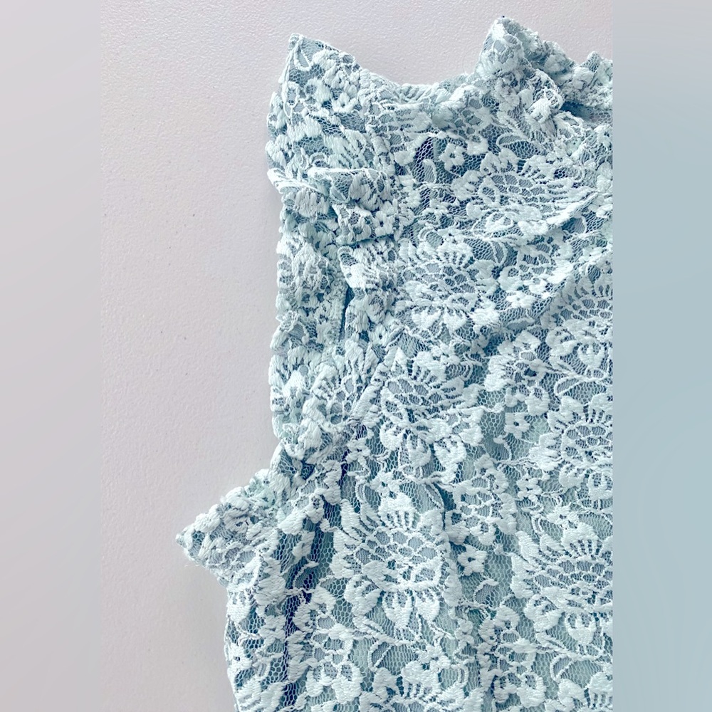 DOLAN Ruffle Lace Tank w/attached Shell - Picture 2 of 6